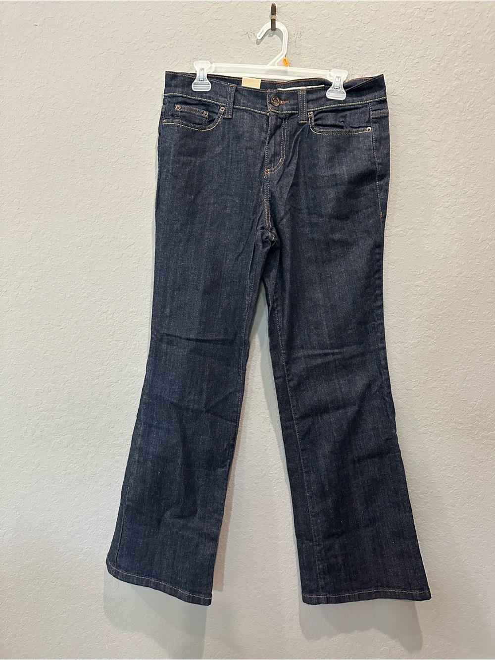 DKNY soho boot cut jeans NWT Sz 12S dark wash